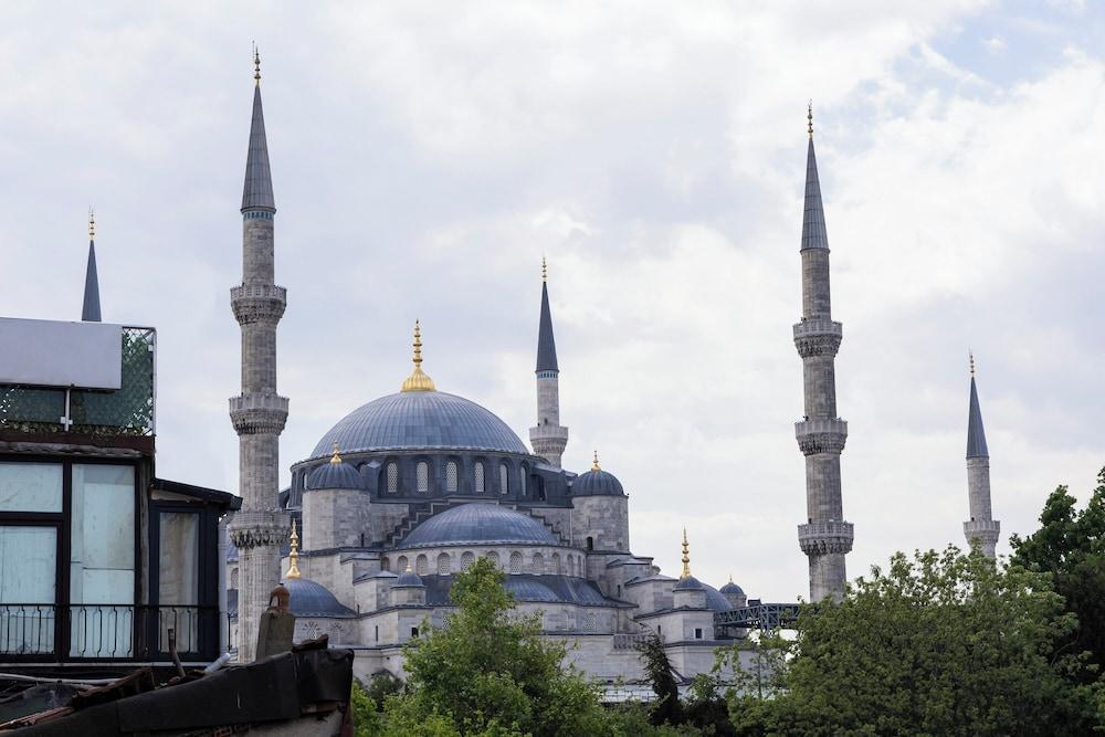 Seven Hills Boutique Hotel Room Type - Deluxe Blue Mosque