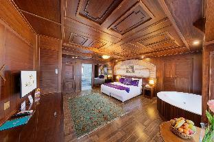 Seven Hills Hotel - Special Category