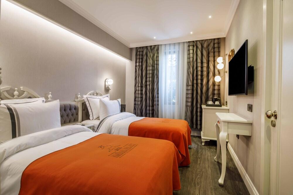 Amiral Palace Hotel Boutique Class Room Type - Standard Twin Room, Ground Floor