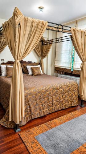 Villa Sphendone Suites - Tap to explore photos