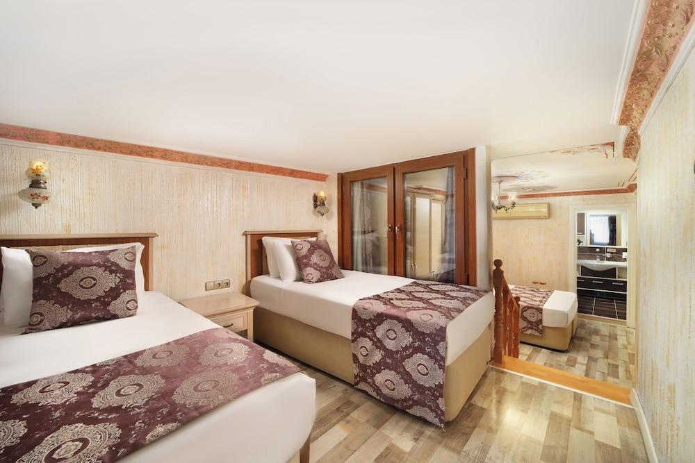 Hotel Aldem Room Type - Family Room