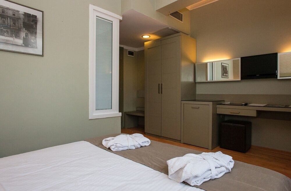 Hotellino Room Type - Standard Double or Twin Room Hotellino Room Type - Standard Double or Twin Room