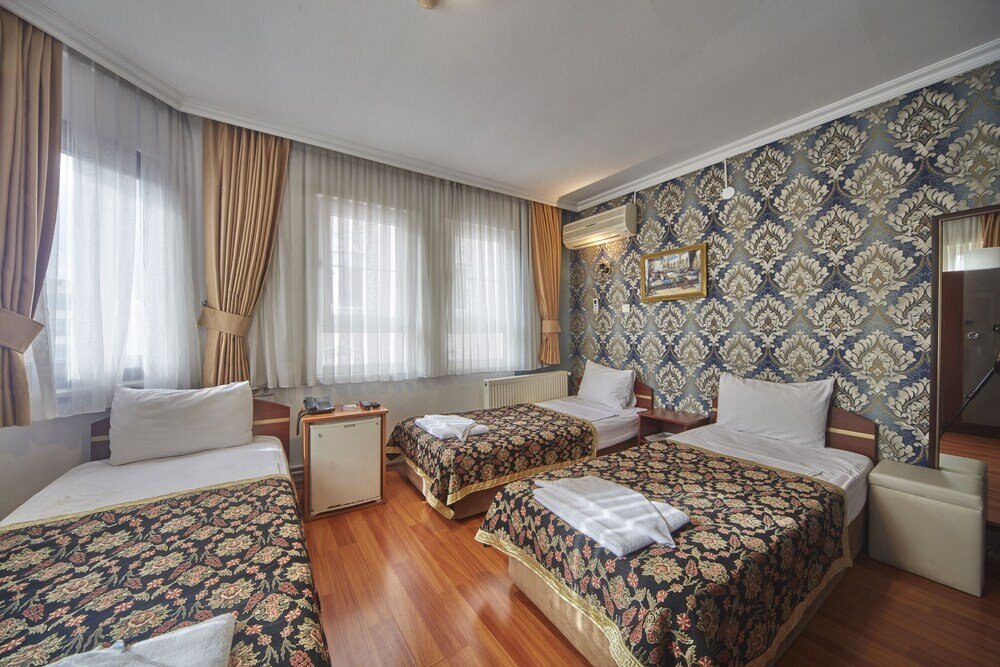 Hotel Akcinar Room Type - Triple Room
