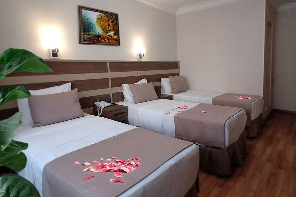 Sembol Hotel Room Type - Triple Room