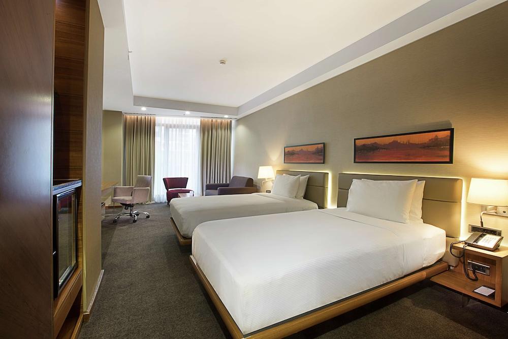 Doubletree By Hilton Istanbul Old Town Room Type - TWIN DELUXE ROOM