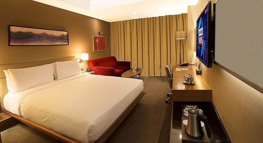 Doubletree By Hilton Istanbul Old Town - Tap to explore photos