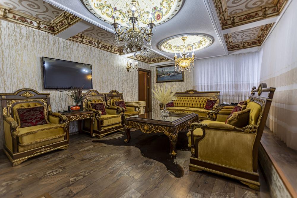 Marmaray Hotel Room Type - Deluxe Family Suite with Sea View