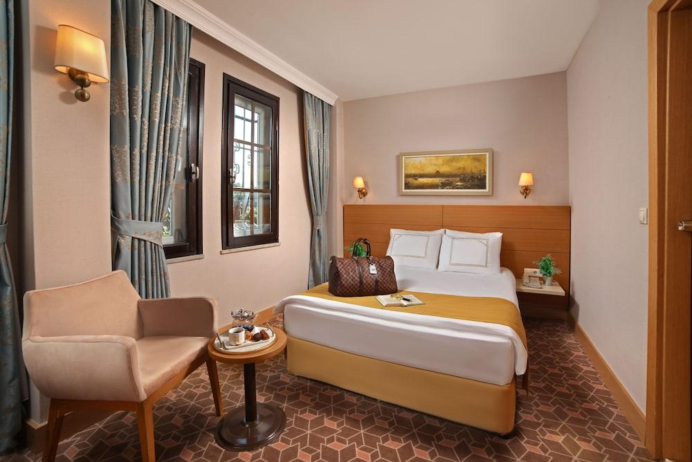 Almina Hotel Special Class Room Type - Triple Room