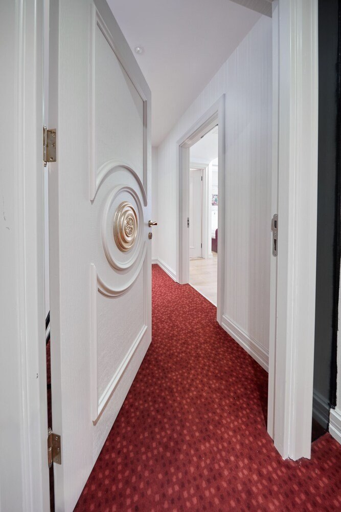 Albinas Hotel Old City Room Type - Connected Family Room with 2 Private Bathrooms