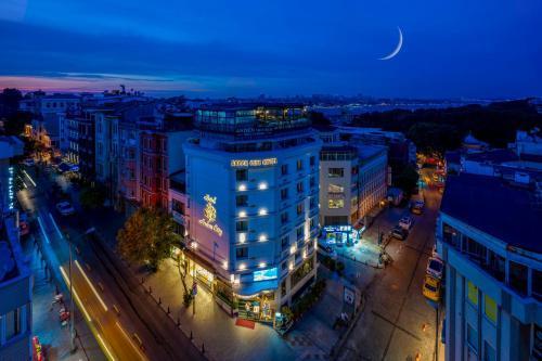 Arden City Hotel-Special Category - Tap to explore photos