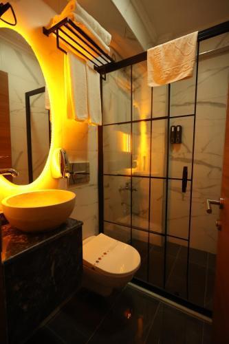Asmali Hotel - Tap to explore photos