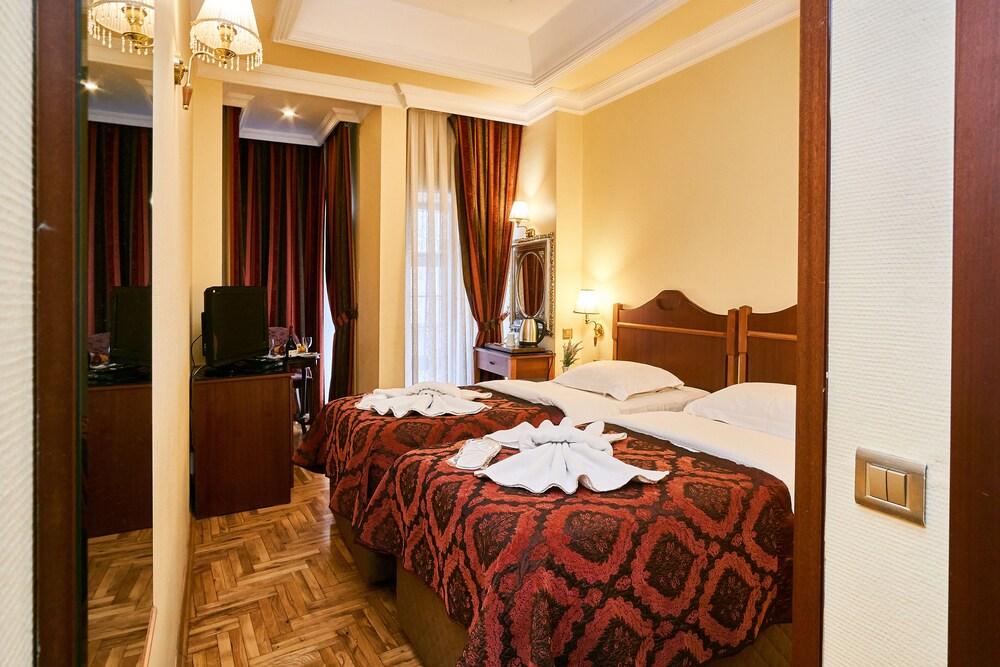 Amber Hotel - Special Class Room Type - Superior Double or Twin Room Amber Hotel - Special Class Room Type - Superior Double or Twin Room