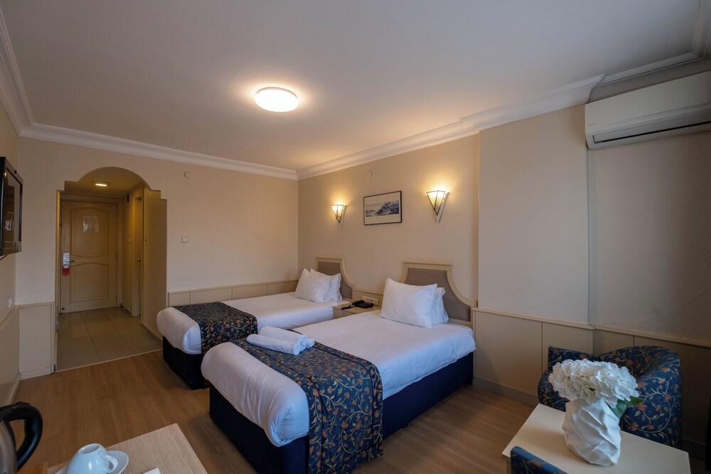 Berr Hotel Room Type - Standard Double or Twin Room Berr Hotel Room Type - Standard Double or Twin Room