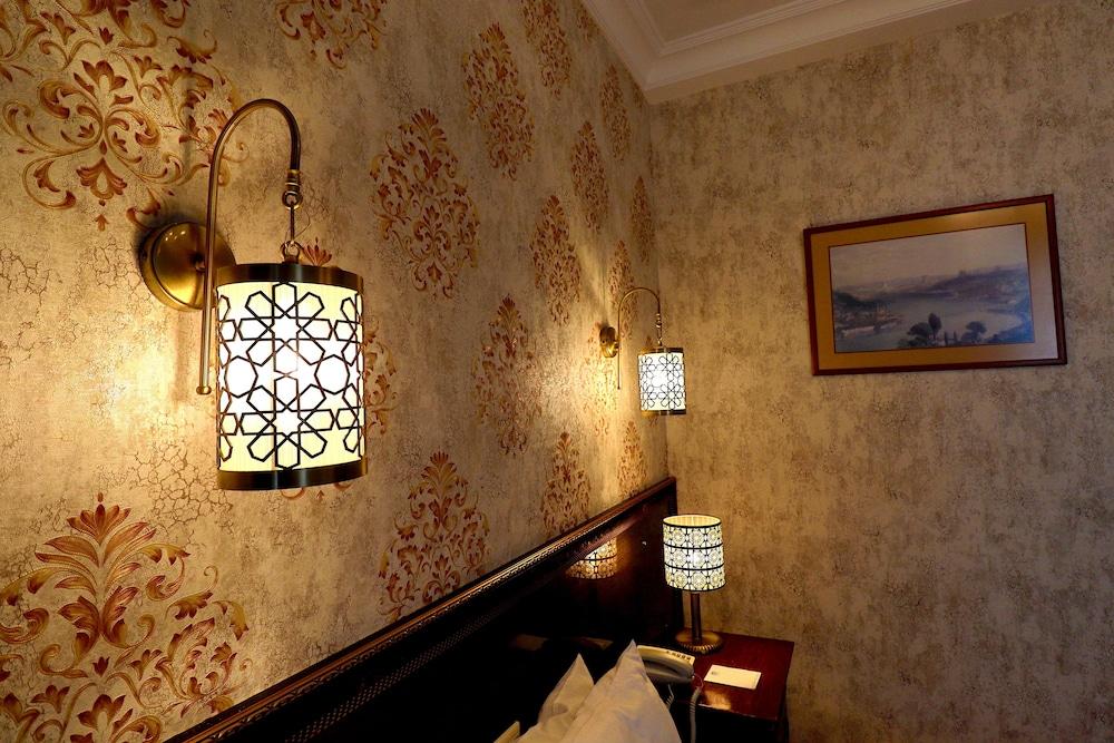 Blue House Hotel Room Type - Superior Triple Room, Sea View