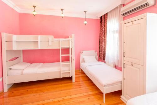 Bucoleon by Cheers Room Type - Bed in 6-Bed Female Dormitory Room