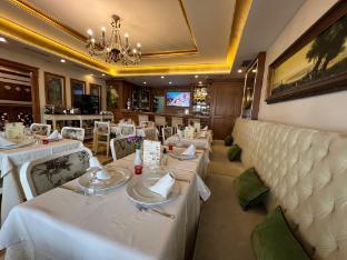 GLK PREMIER Regency Suites & Spa - Tap to explore photos