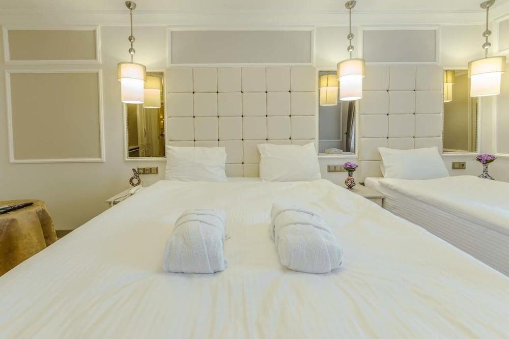The Constantine Hotel Room Type - Triple Room