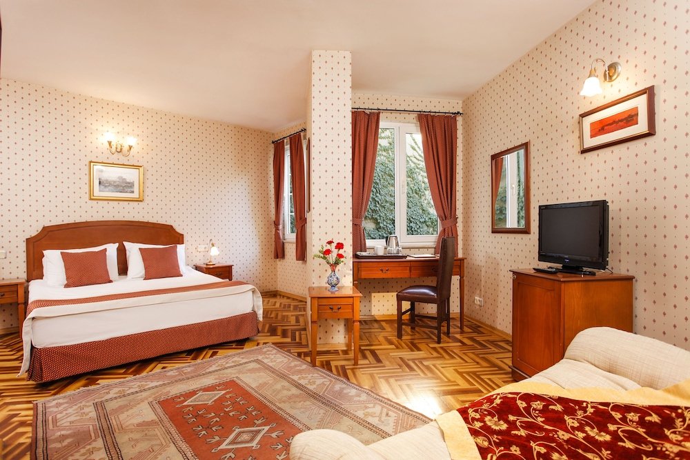 Erguvan Hotel - Special Class - Tap to explore photos