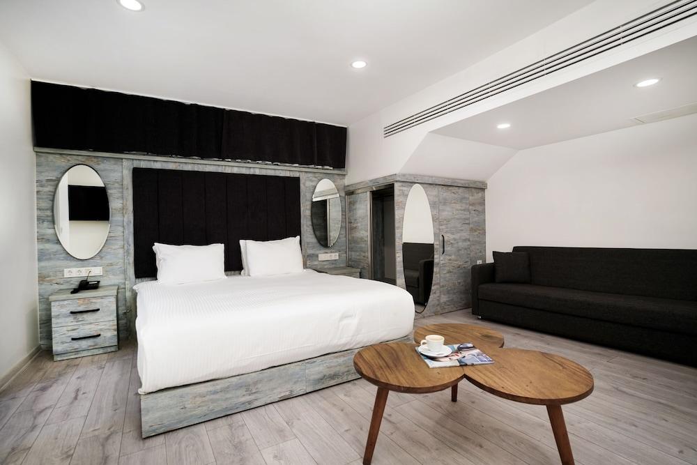 Faros Hotel Taksim Room Type - Family Quadruple Room