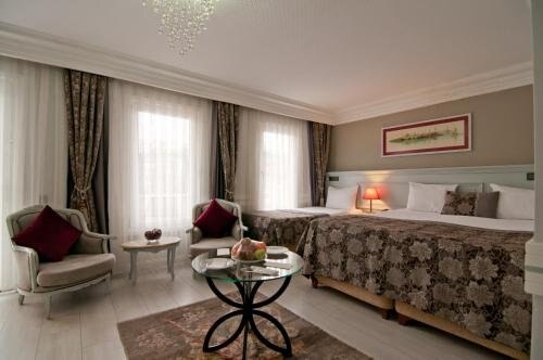 Ferman Hotel Old City -Special Category Room Type - Suite with Balcony and Sea View