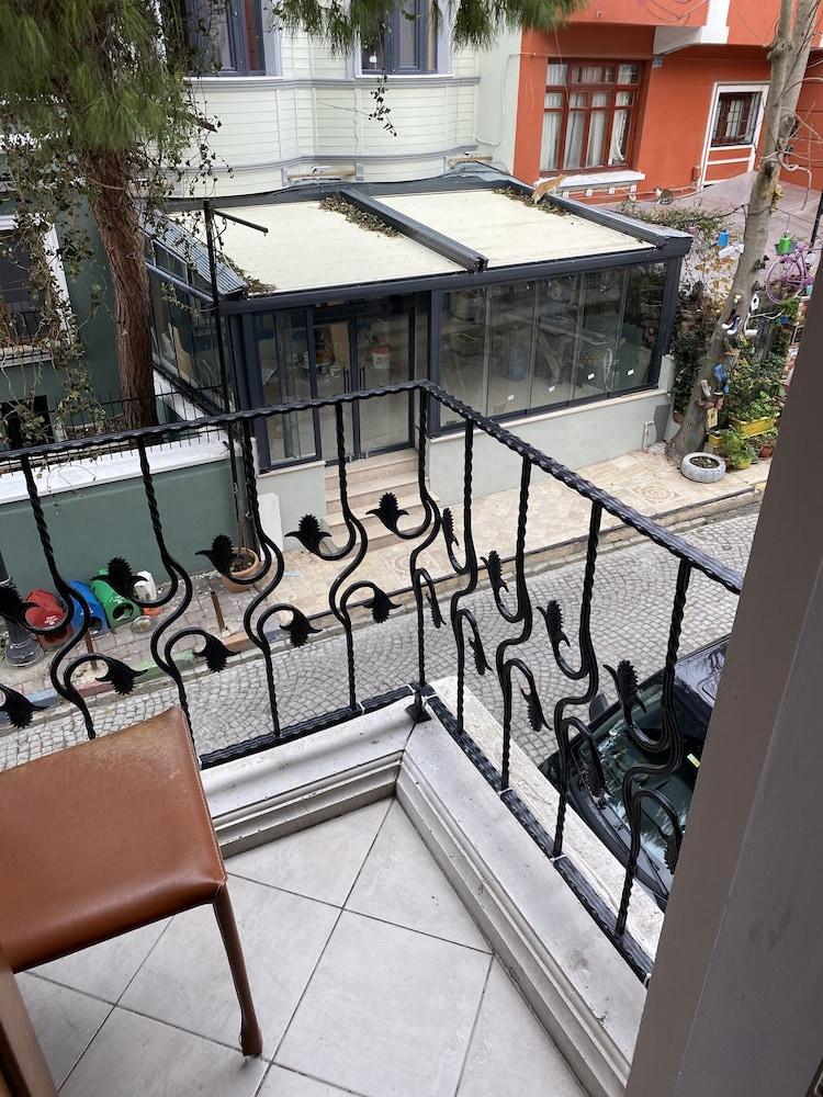 Ferman Hotel - Special Class - Tap to explore photos