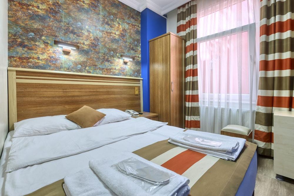Fors Hotel Room Type - Economy Double Room