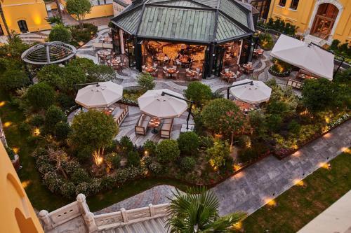 Four Seasons Hotel Istanbul at Sultanahmet  - Tap to explore photos