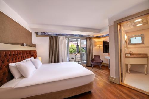 Faros Hotel Old City - Special Category - Tap to explore photos