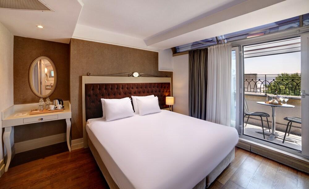 Faros Hotel Old City - Special Class - Tap to explore photos