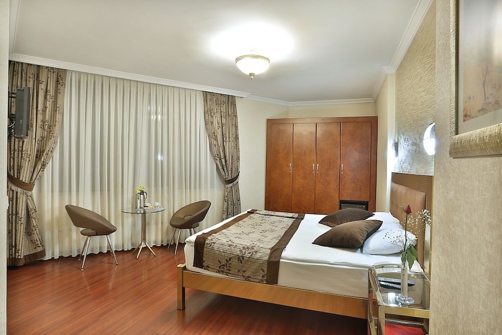 Grand Madrid Hotel Room Type - Double Room