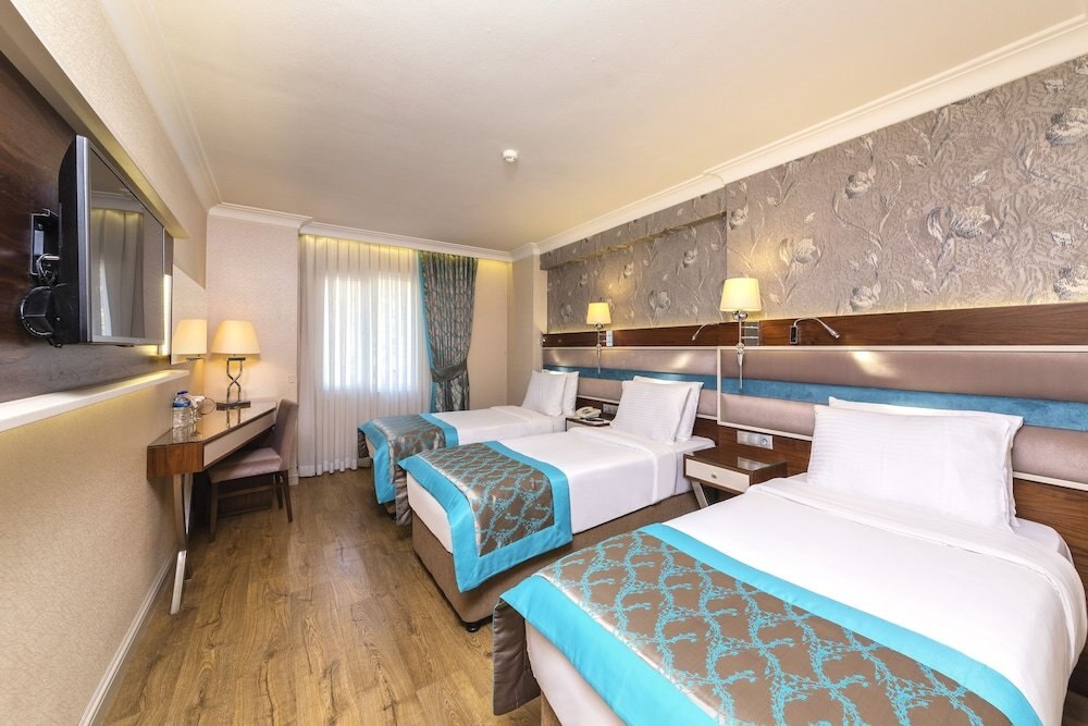 Grand Yavuz Hotel Room Type - Superior Triple Room, 1 Bedroom