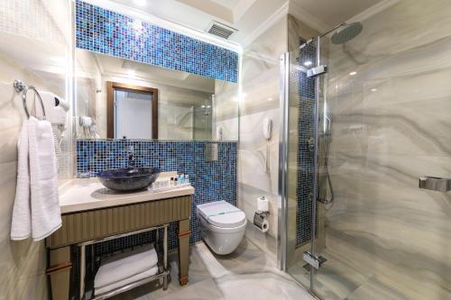 Grand Yavuz Hotel Room Type - Standard Double or Twin Room Grand Yavuz Hotel Room Type - Standard Double or Twin Room