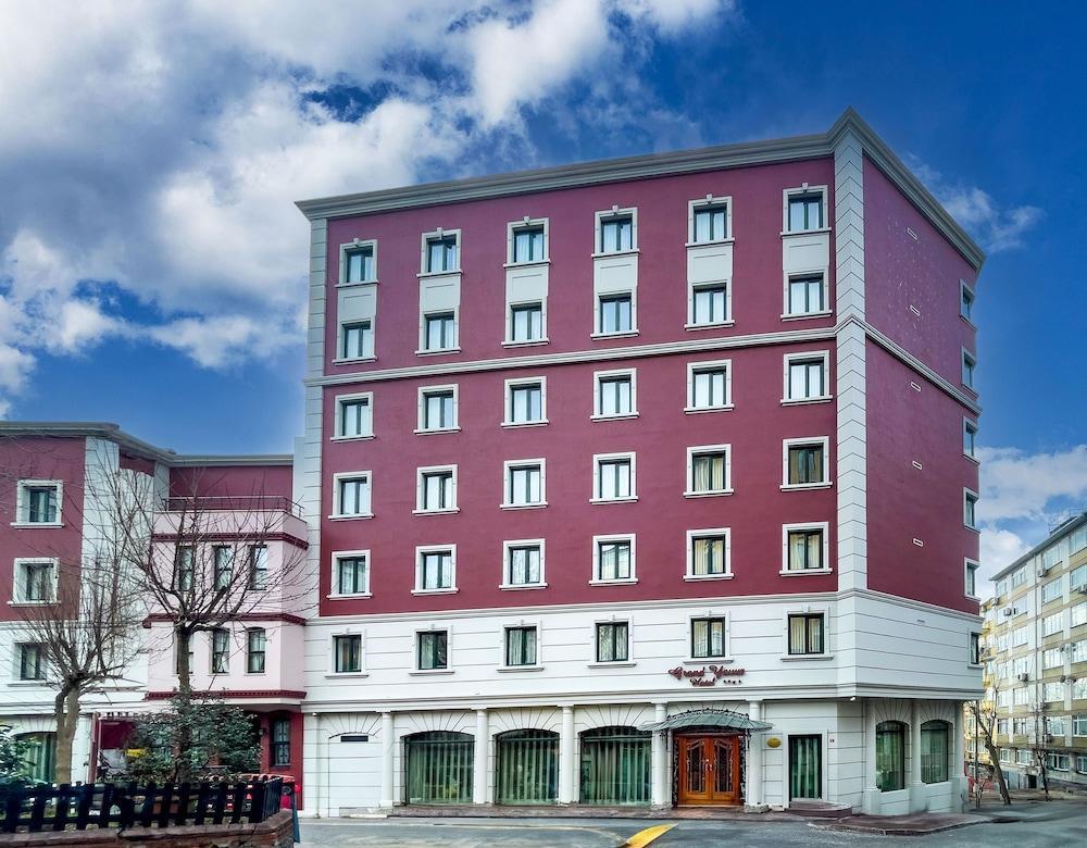 Grand Yavuz Hotel - Tap to explore photos