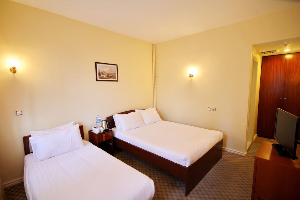Historia Hotel - Special Class Room Type - Standard Triple Room Historia Hotel - Special Class Room Type - Standard Triple Room