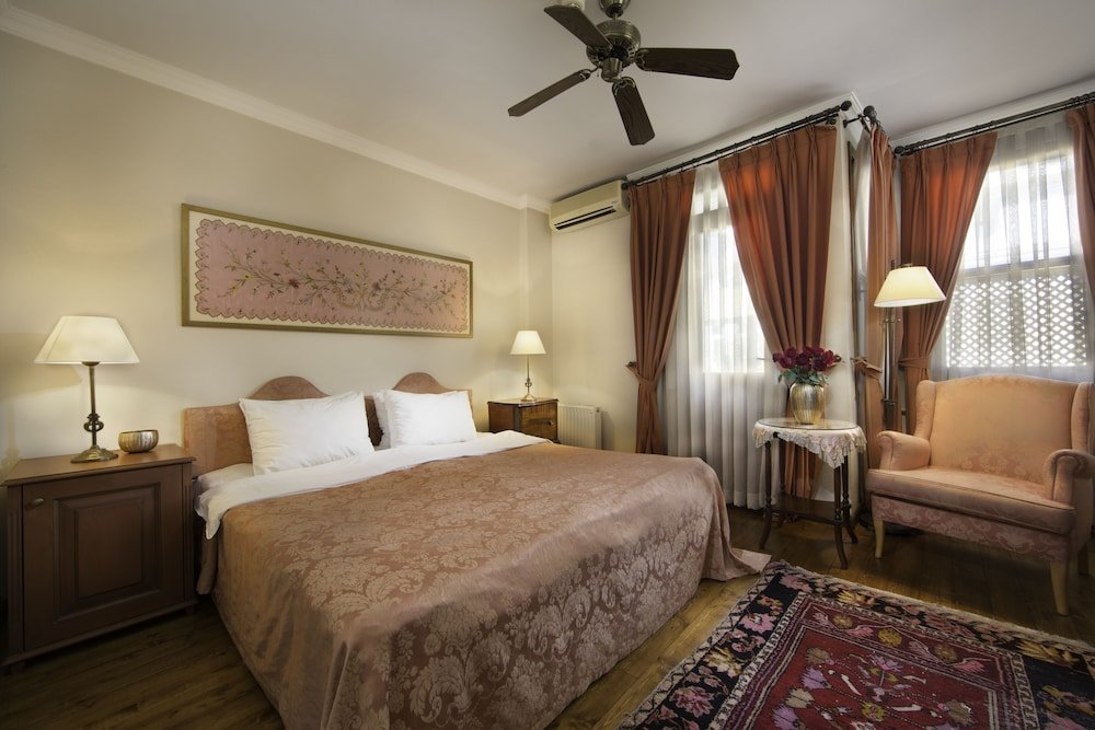 Hotel Sari Konak Room Type - Standard Twin Room