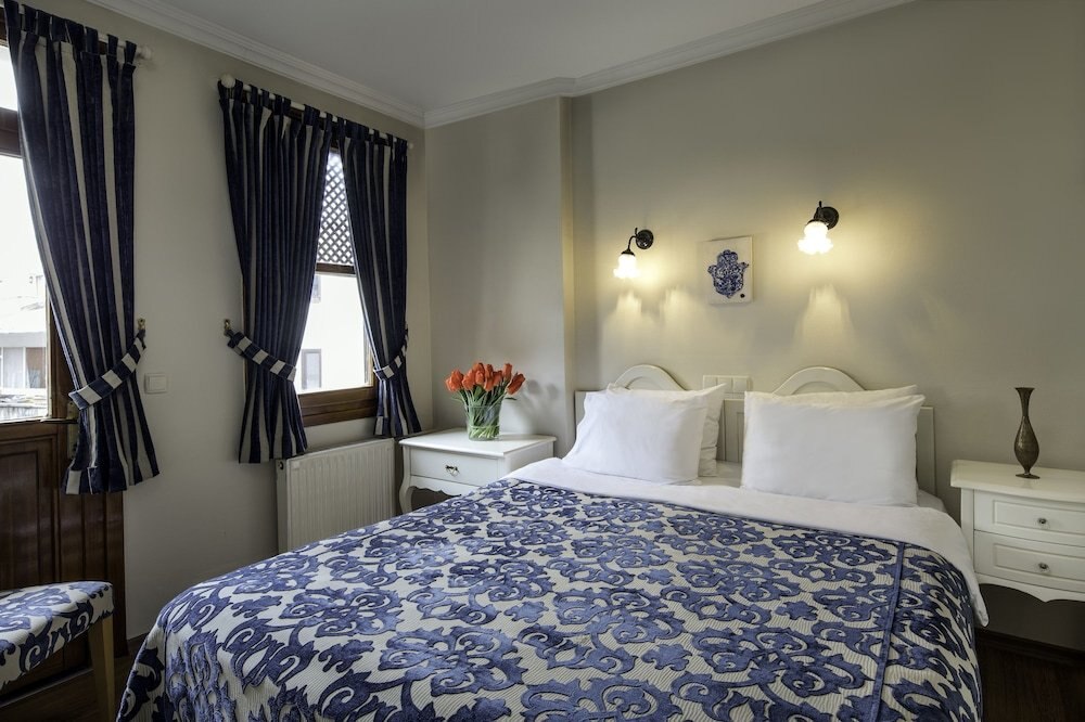 Hotel Sari Konak Room Type - Economy Double Room