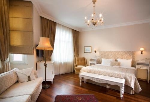 Hotel Sari Konak - Tap to explore photos