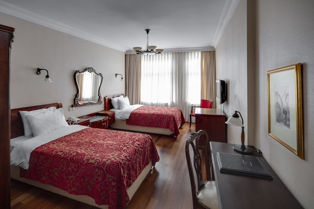 Hotel Sari Konak Room Type - Deluxe Twin Room