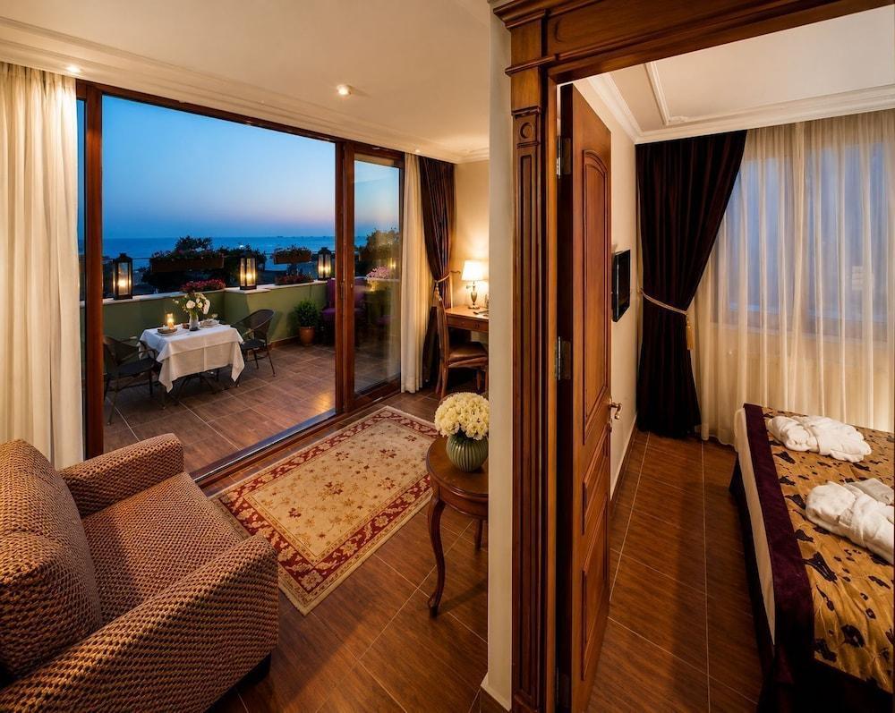 GLK PREMIER The Home Suites & Spa - Boutique Class