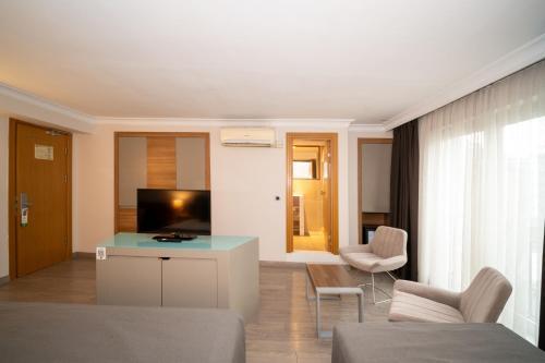 Klas Hotel Istanbul Old City - Tap to explore photos