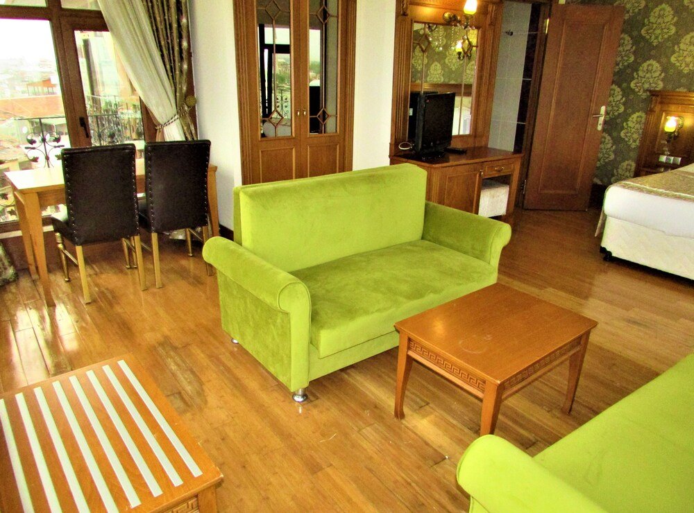 Lausos Hotel Sultanahmet - Tap to explore photos