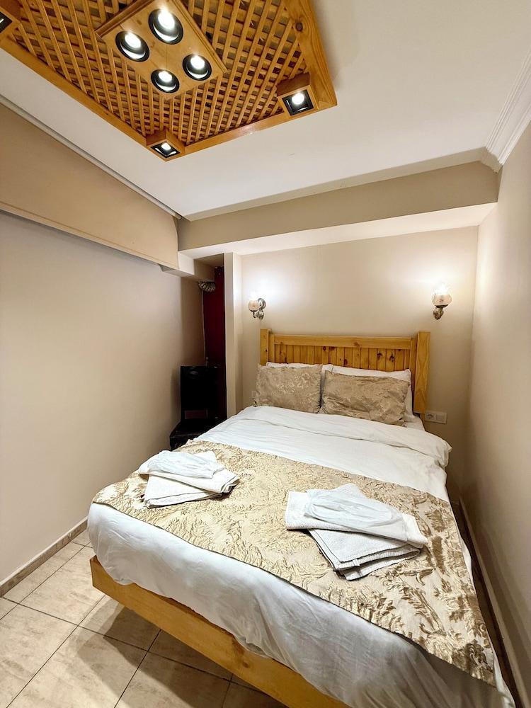 Magnificent Hotel Room Type - Economy Double or Twin Room (Basement Floor)