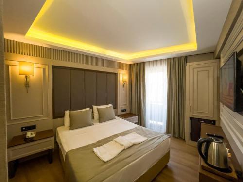 Martinenz Hotel Room Type - Double or Twin Room