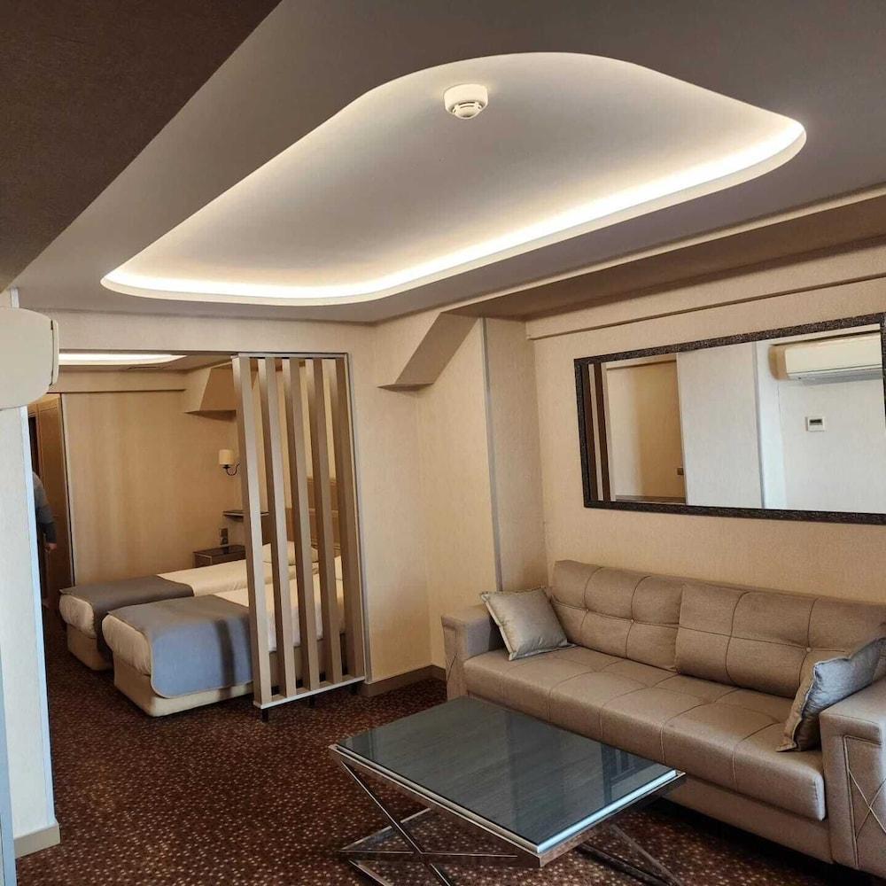 Hotel Nanda Room Type - Family Room 2+0
