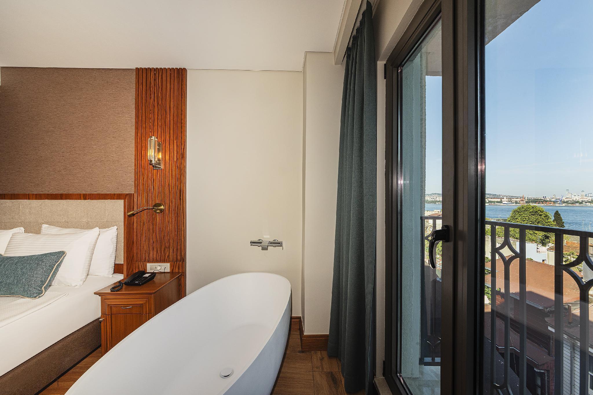 Triton Hotel Istanbul