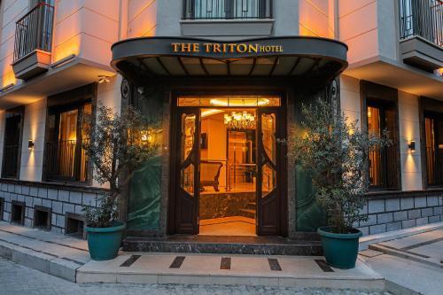 Triton Hotel