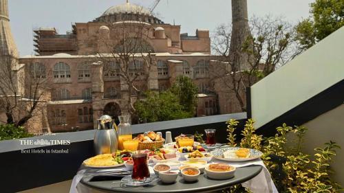 Hotel Saint Sophia Room Type - Queen Room with Balcony and Hagia Sofia View