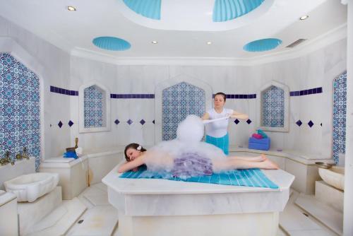 AHC Ayasofya Hotel - Special Class - Tap to explore photos