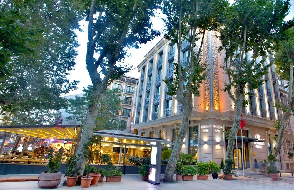 Pierre Loti Hotel Old City-Special Class - Tap to explore photos