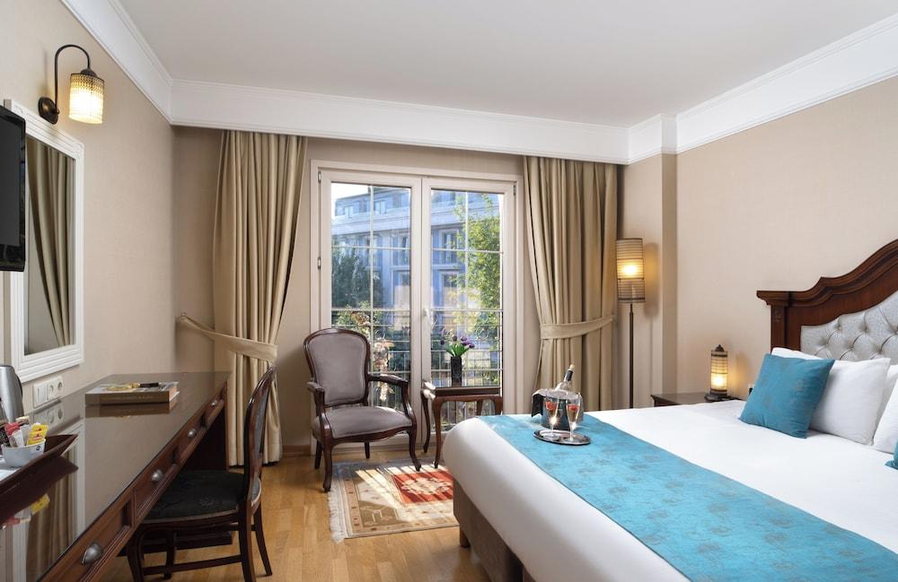 Recital Hotel Room Type - Superior Double Room